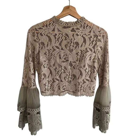 Mind Code Womens Lace Bell Sleeve Crop Top Size S Coquette Boho Victorian - Picture 1 of 9